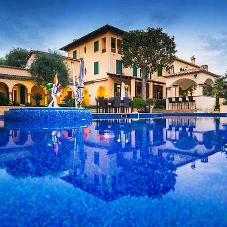 Cuccia Noya Villa *
